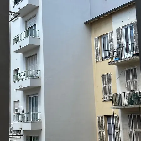 Appartement Proche Tram Accès Centre Nice